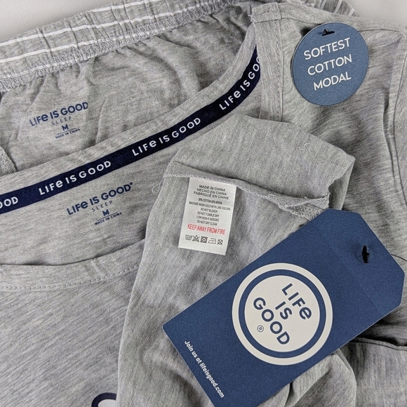 Life Is Good Have A Nice Daisy PJ Set Short Sleeve Top Shorts Grey M NWT - Picture 10 of 11